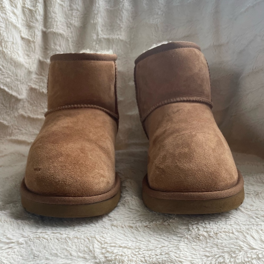 Ugg Classic Mini 2 Boot Slightly worn